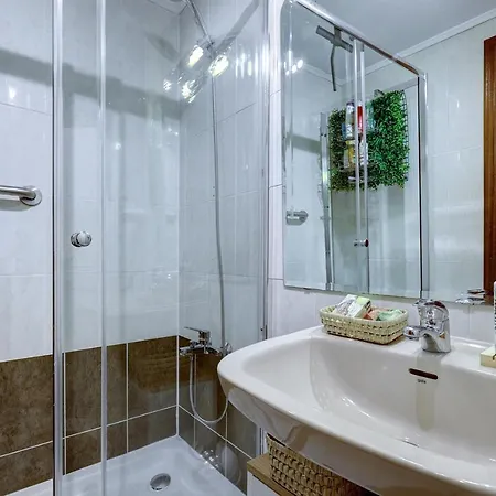 Great 3 Bed With Big Terrace Near Beach Fuengirola